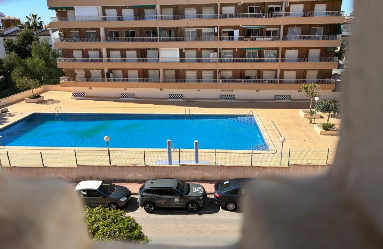 Herverkoop - Penthouse -
Punta Prima - Costa Blanca