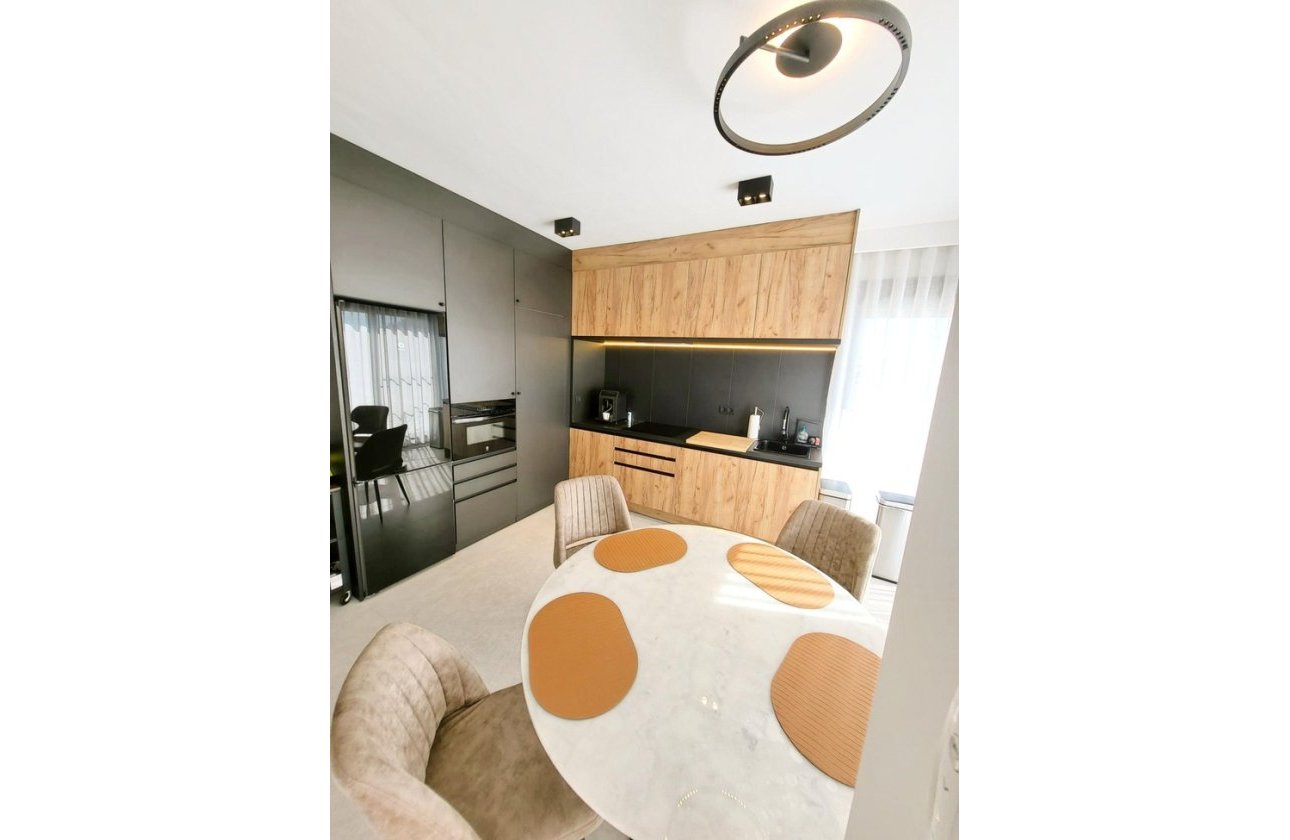 Herverkoop - Penthouse -
San Miguel de Salinas - Costa Blanca