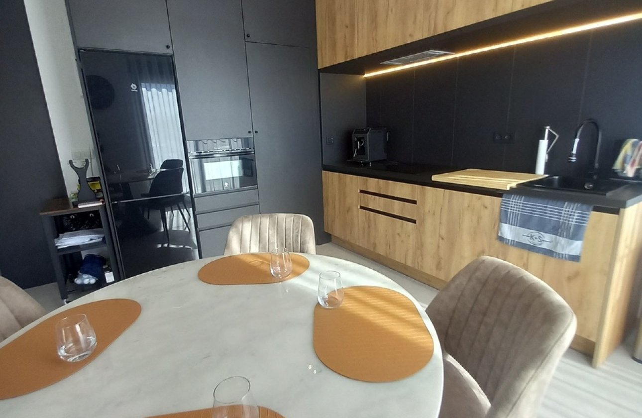 Herverkoop - Penthouse -
San Miguel de Salinas - Costa Blanca