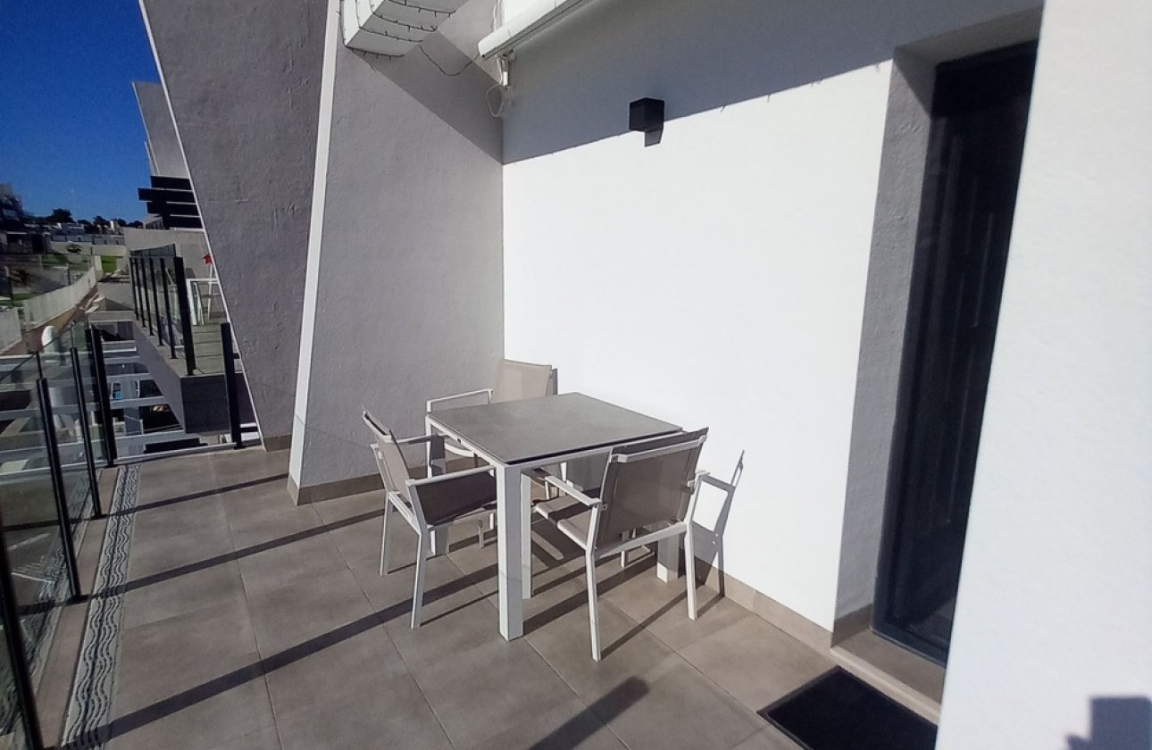 Herverkoop - Penthouse -
San Miguel de Salinas - Costa Blanca