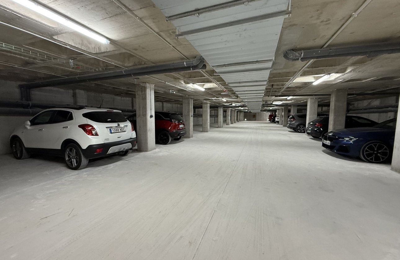 Herverkoop - Penthouse -
San Miguel de Salinas - Inland