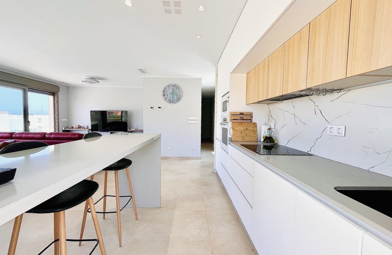 Herverkoop - Penthouse -
Torre de la Horadada - Costa Blanca