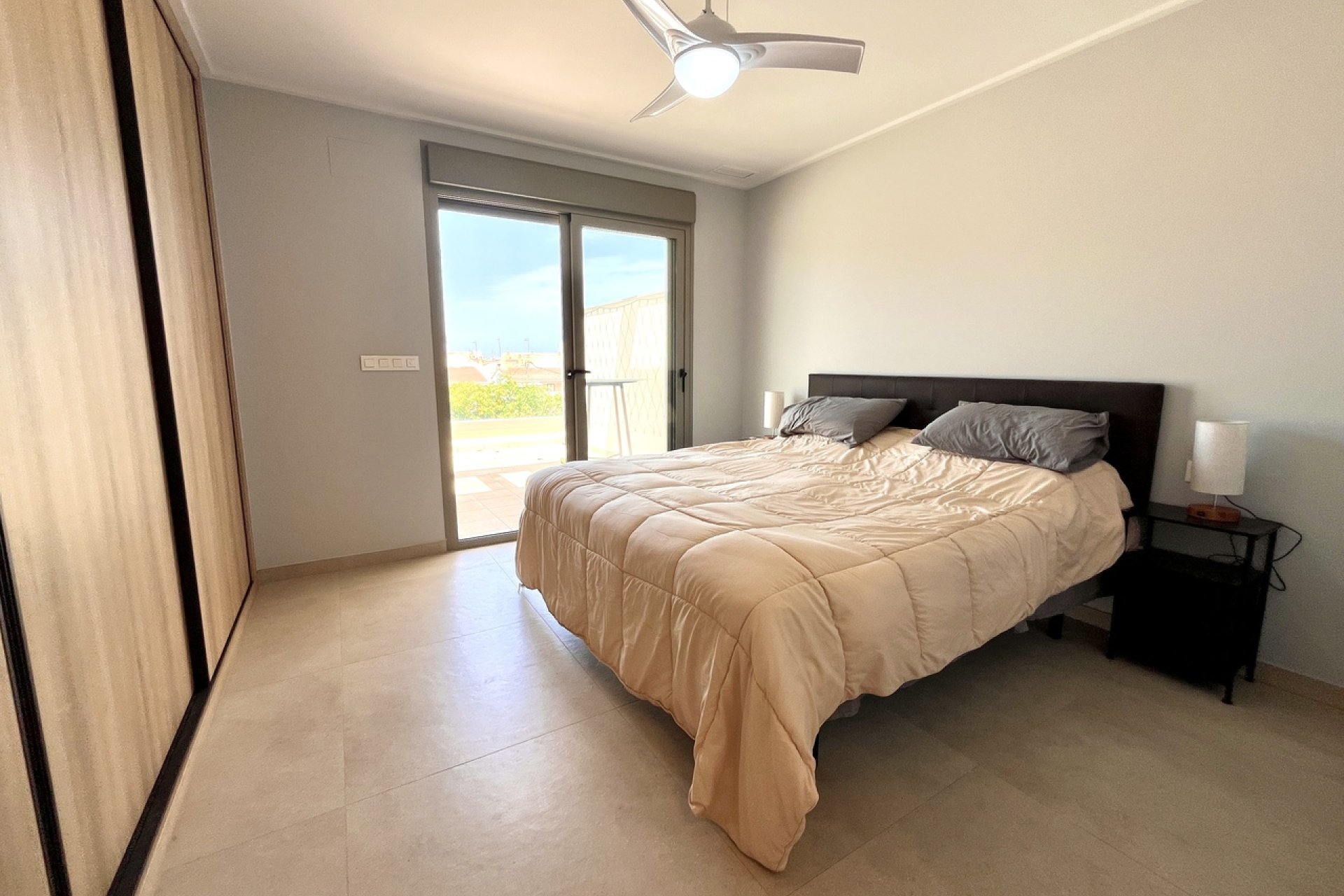 Herverkoop - Penthouse -
Torre de la Horadada - Costa Blanca