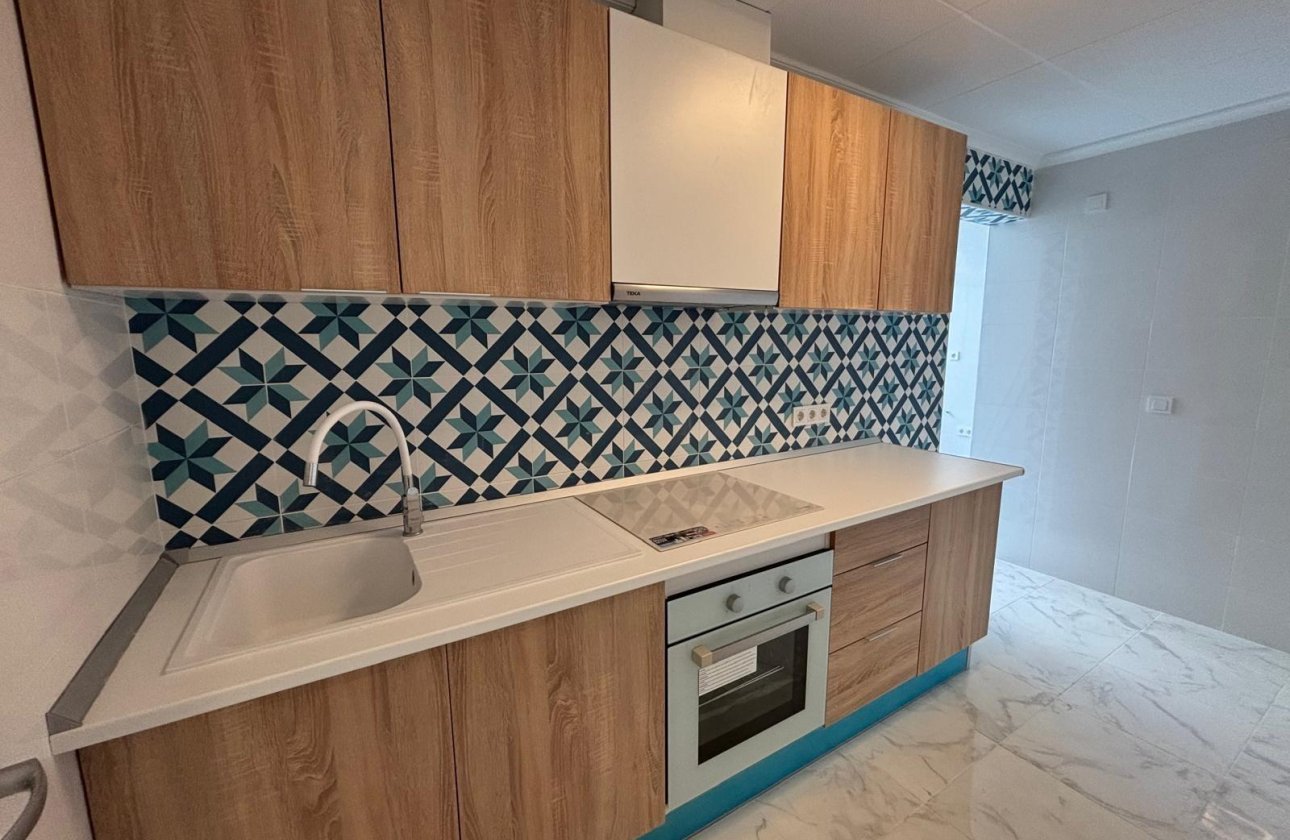 Herverkoop - Penthouse -
Torrevieja - Acequion