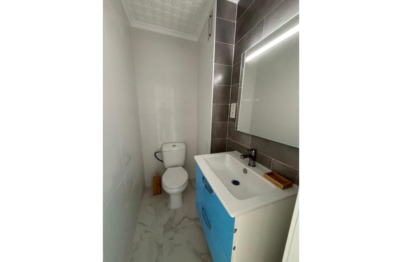 Herverkoop - Penthouse -
Torrevieja - Acequion