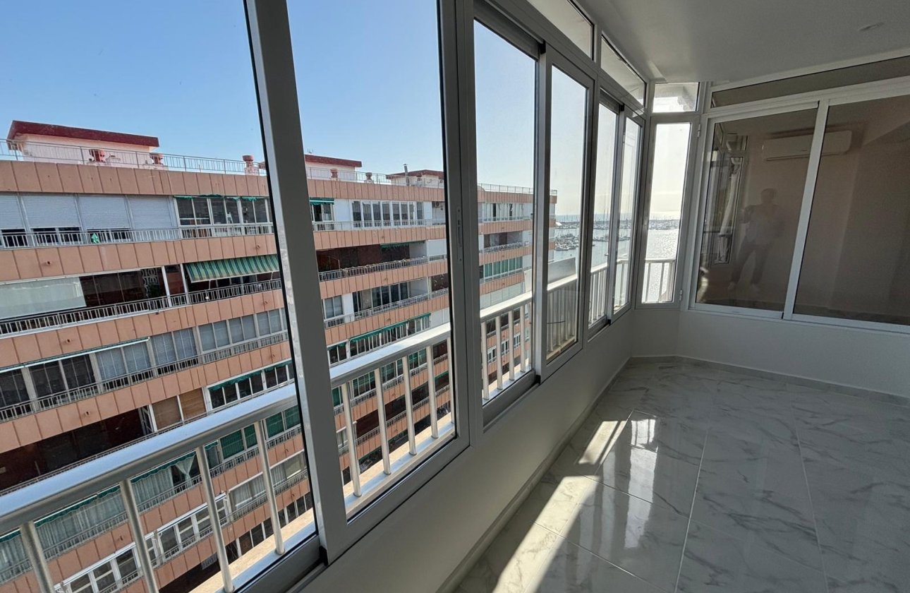 Herverkoop - Penthouse -
Torrevieja - Acequion