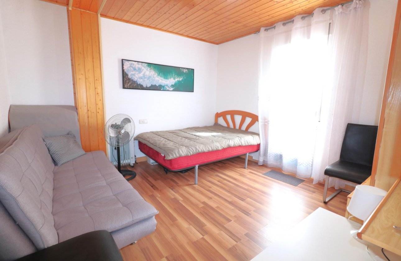Herverkoop - Penthouse -
Torrevieja - Acequion