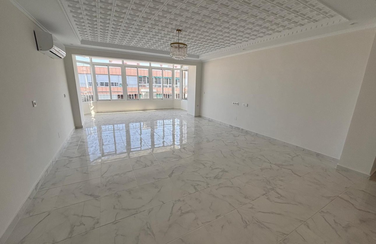 Herverkoop - Penthouse -
Torrevieja - Acequion