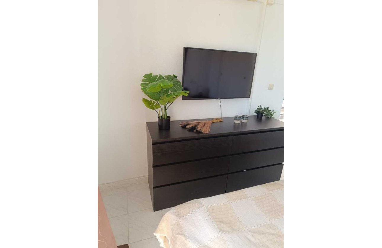 Herverkoop - Penthouse -
Torrevieja - Auguas Neuvas