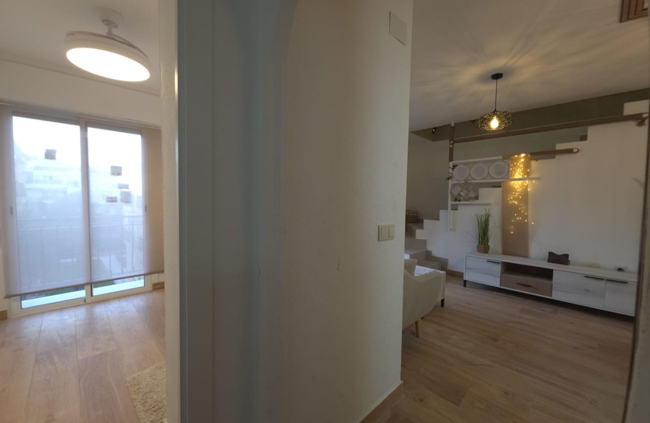 Herverkoop - Penthouse -
Torrevieja - Cala Ferris