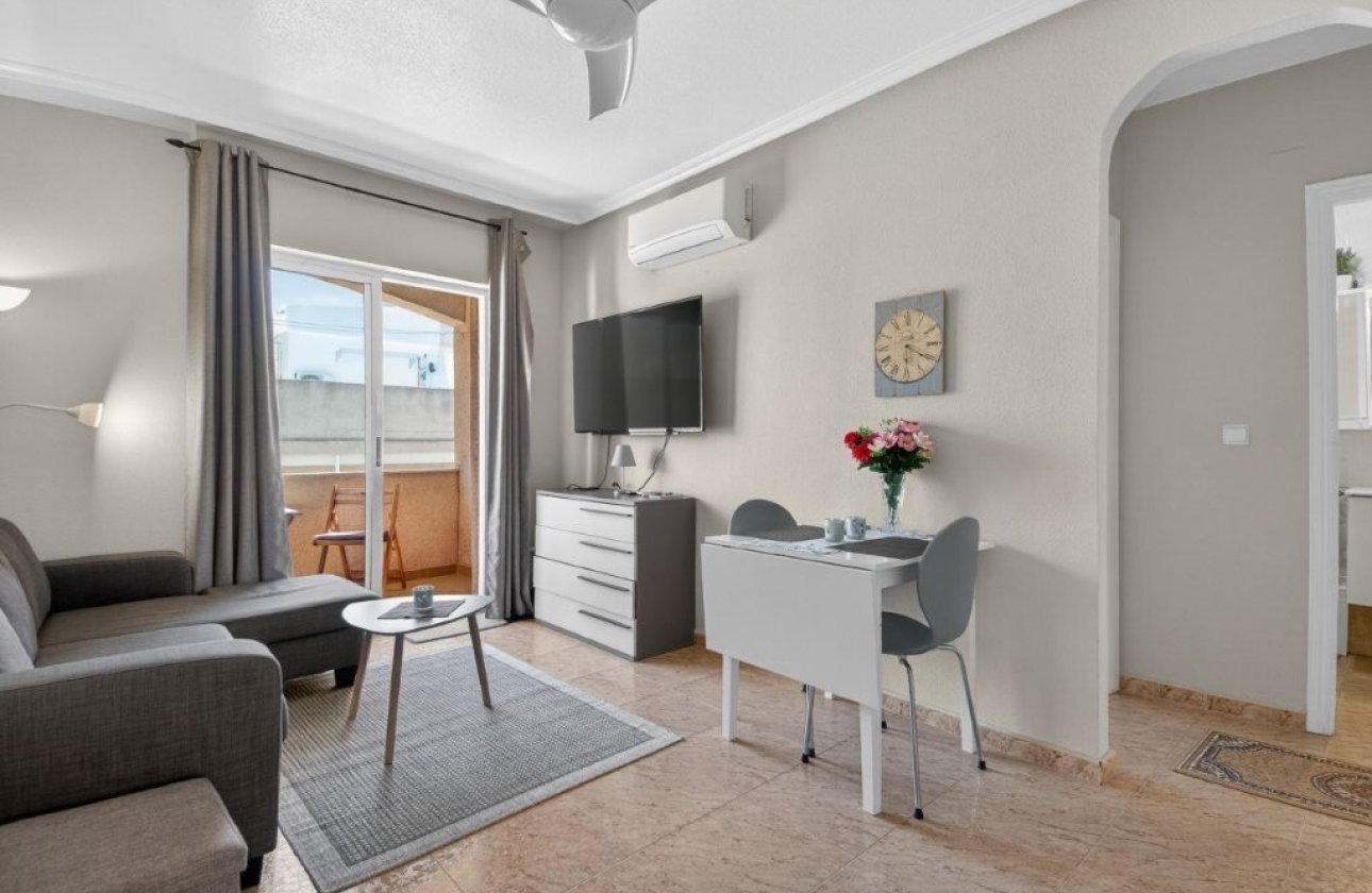 Herverkoop - Penthouse -
Torrevieja - Calas Blancas