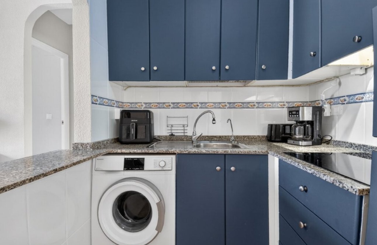 Herverkoop - Penthouse -
Torrevieja - Calas Blancas