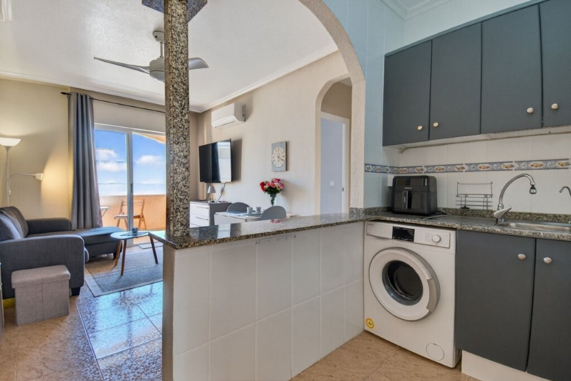 Herverkoop - Penthouse -
Torrevieja - Calas Blancas