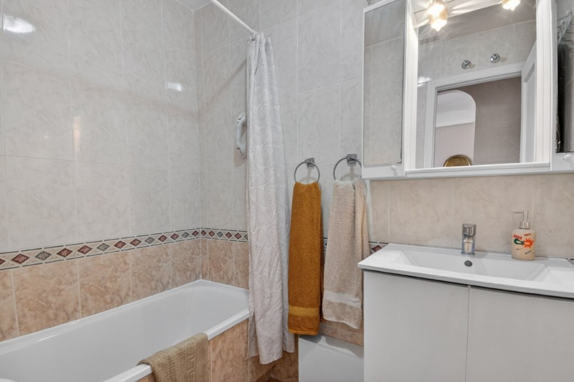 Herverkoop - Penthouse -
Torrevieja - Calas Blancas