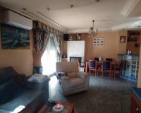 Herverkoop - Penthouse -
Torrevieja - CENTRE