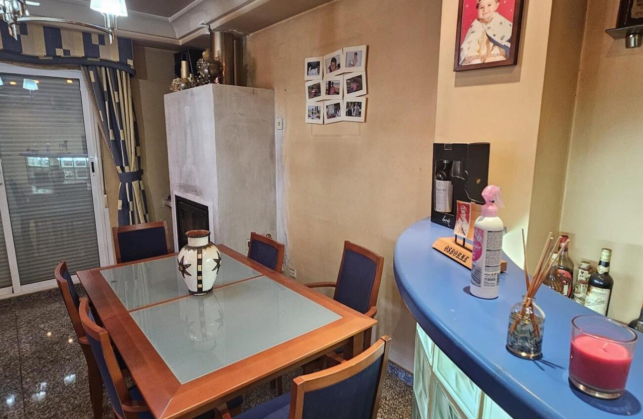 Herverkoop - Penthouse -
Torrevieja - CENTRE