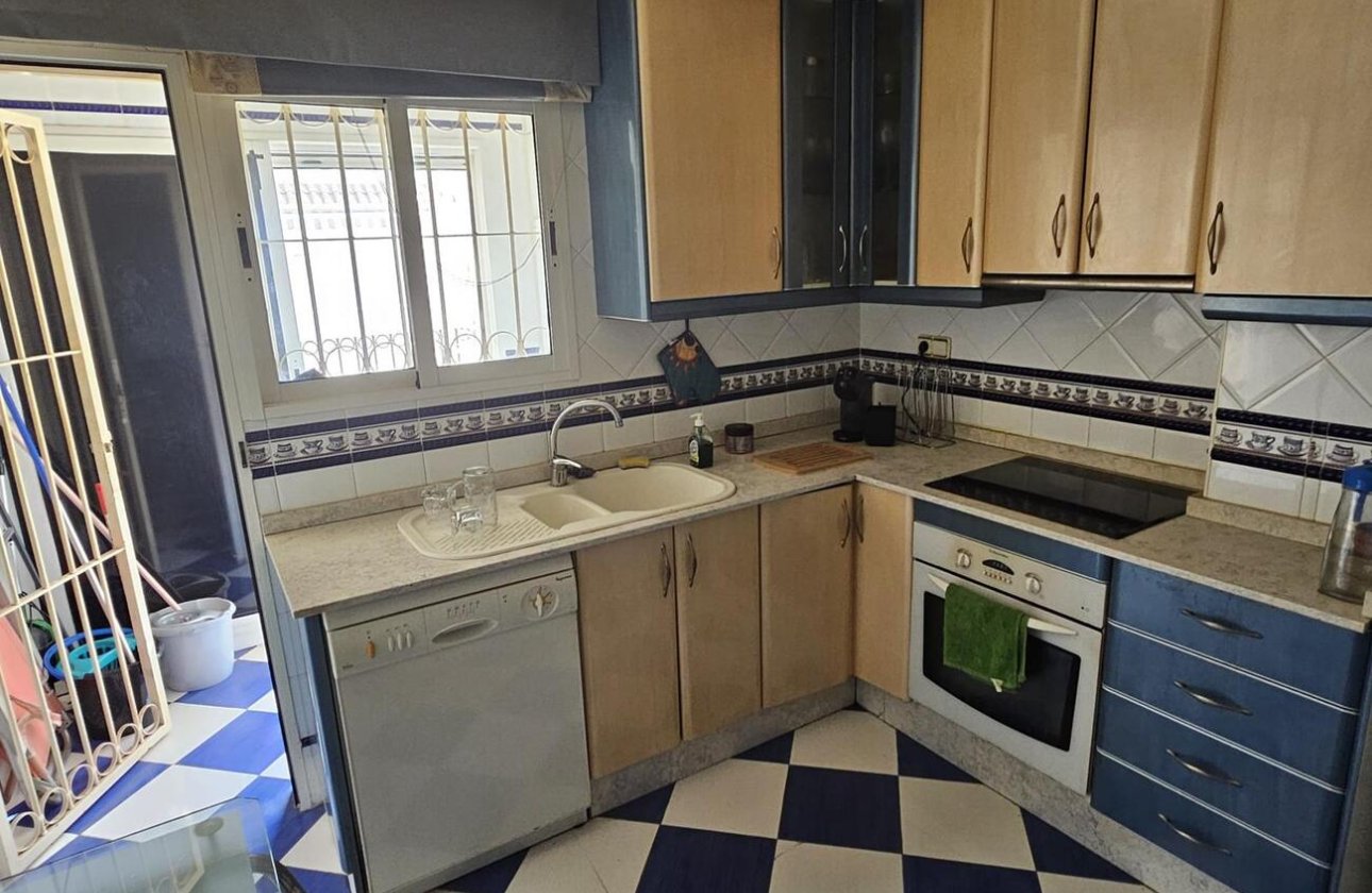 Herverkoop - Penthouse -
Torrevieja - CENTRE