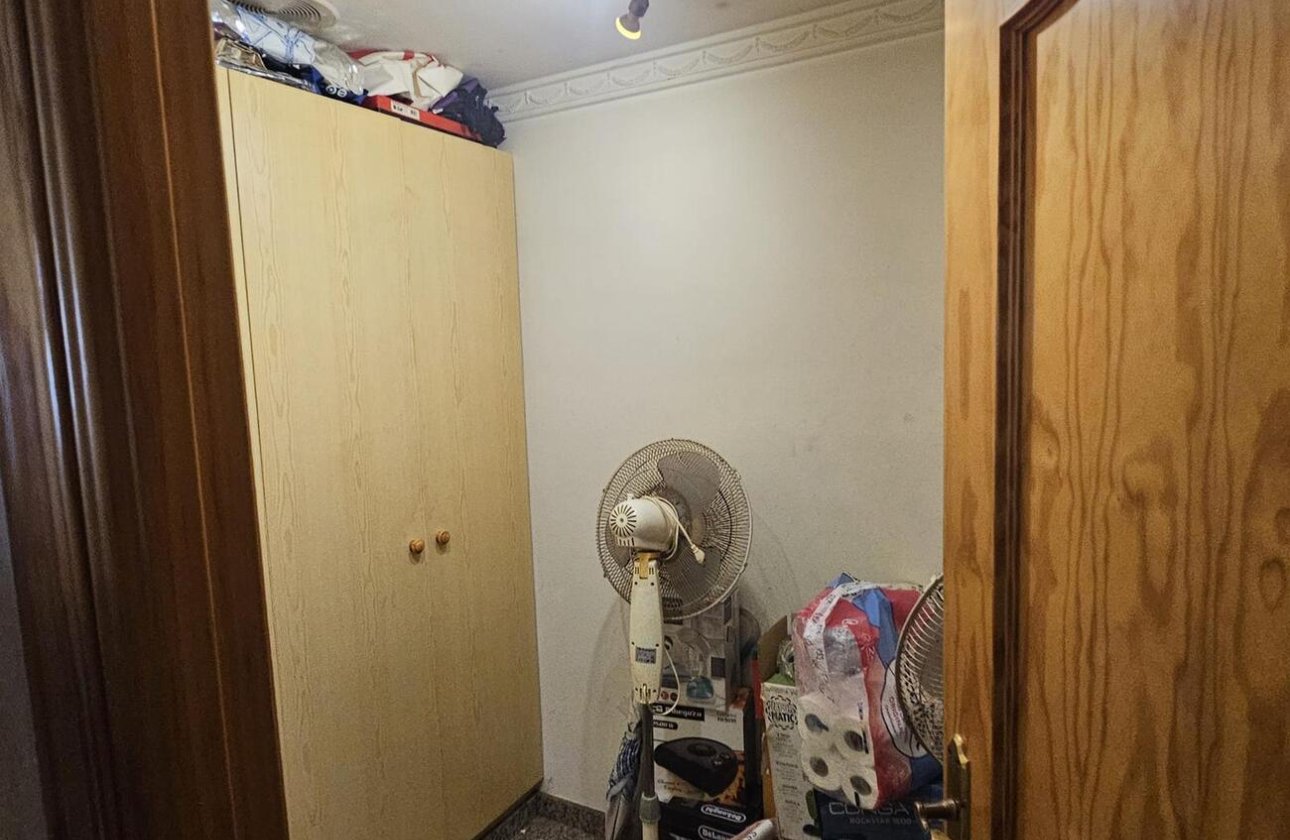 Herverkoop - Penthouse -
Torrevieja - CENTRE