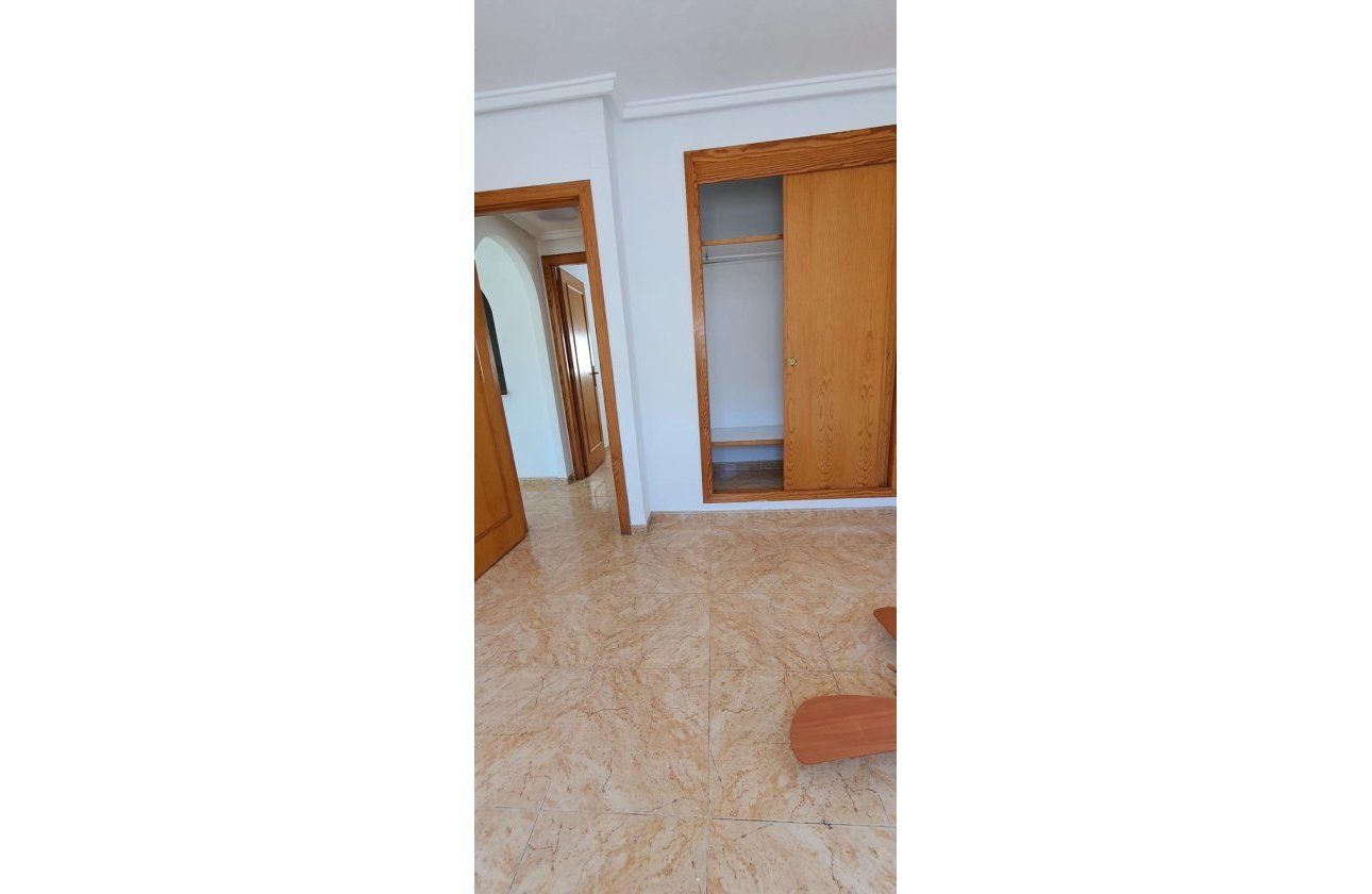 Herverkoop - Penthouse -
Torrevieja - Centro