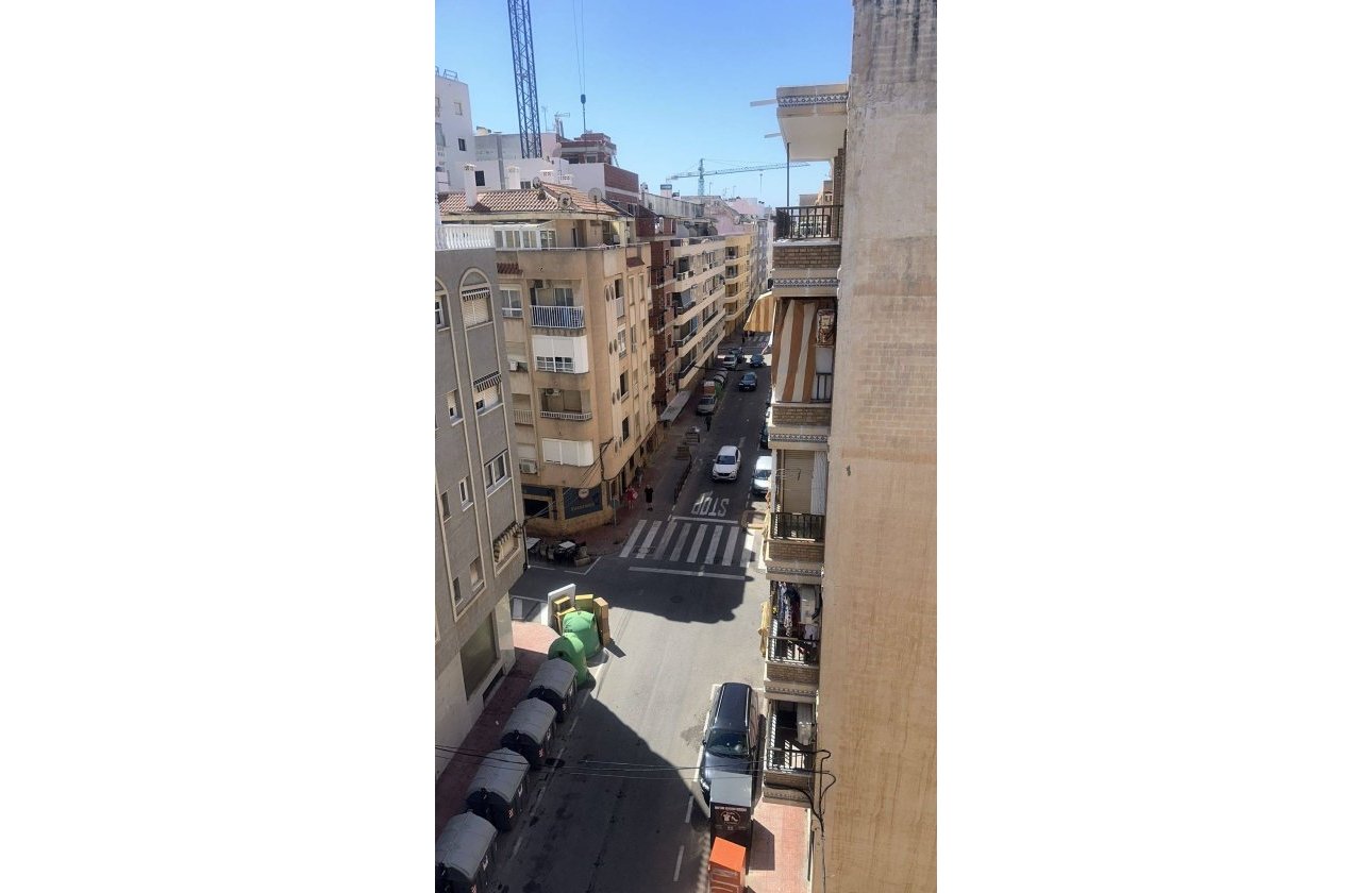 Herverkoop - Penthouse -
Torrevieja - Centro