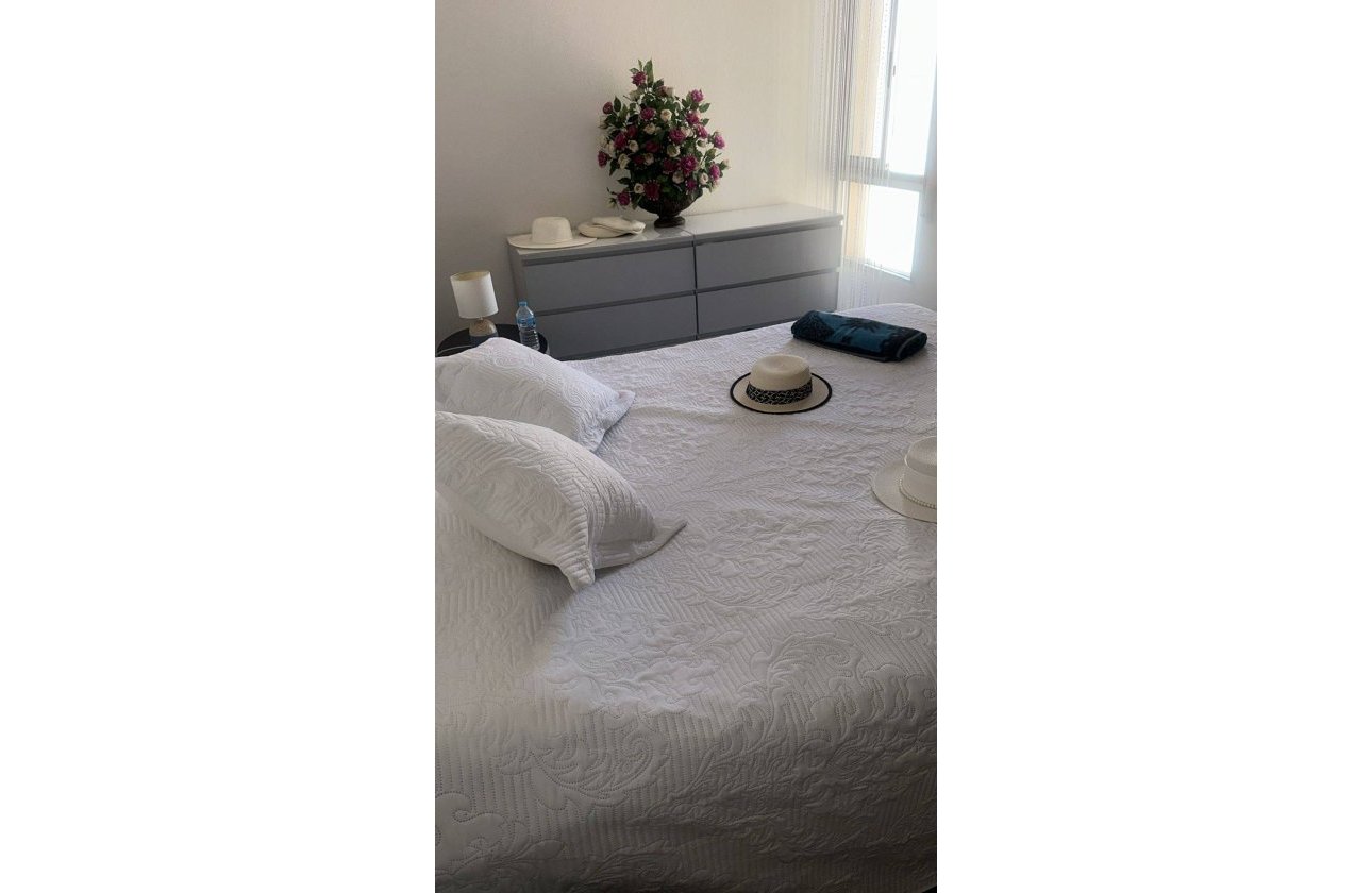 Herverkoop - Penthouse -
Torrevieja - Centro