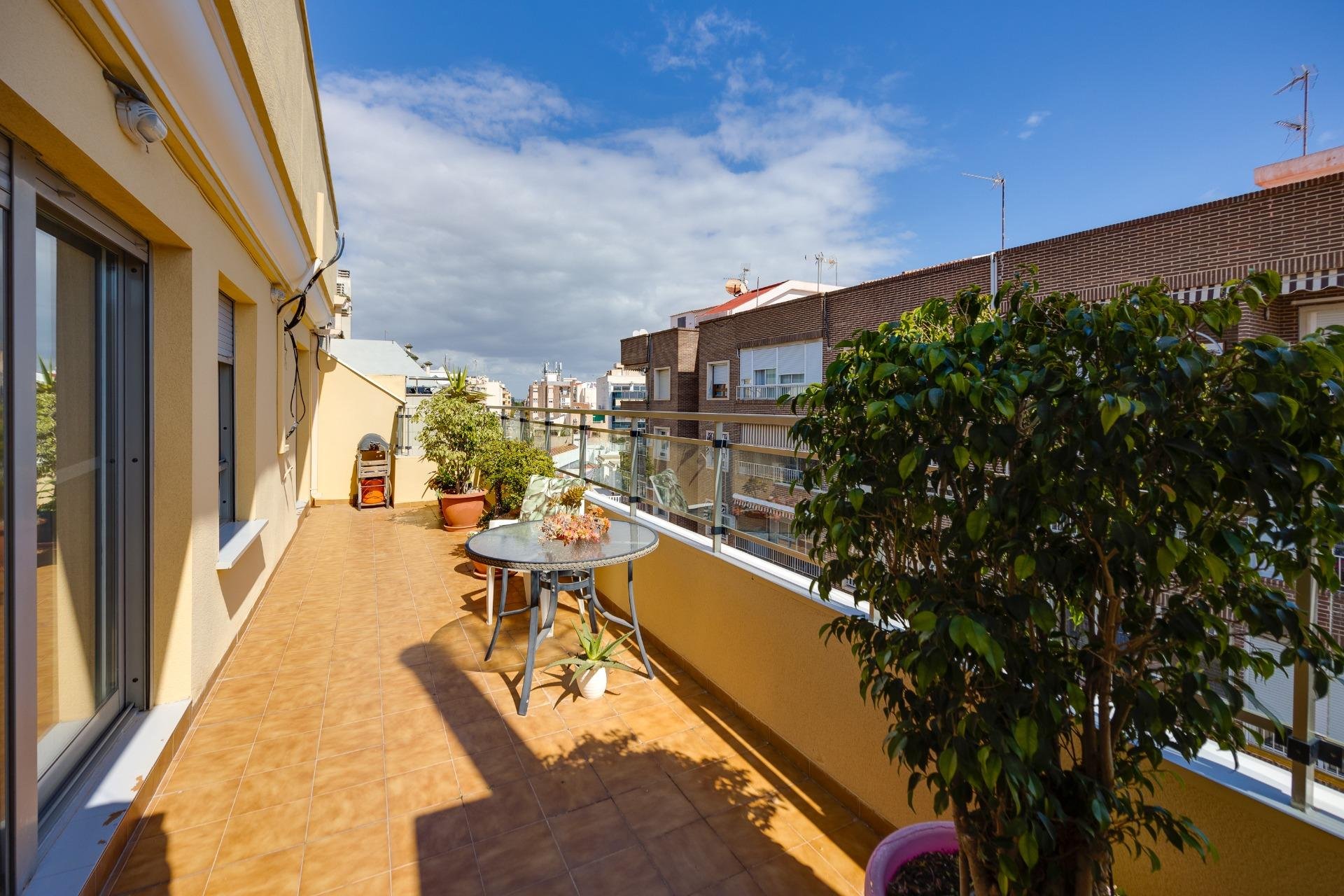 Herverkoop - Penthouse -
Torrevieja - Centro