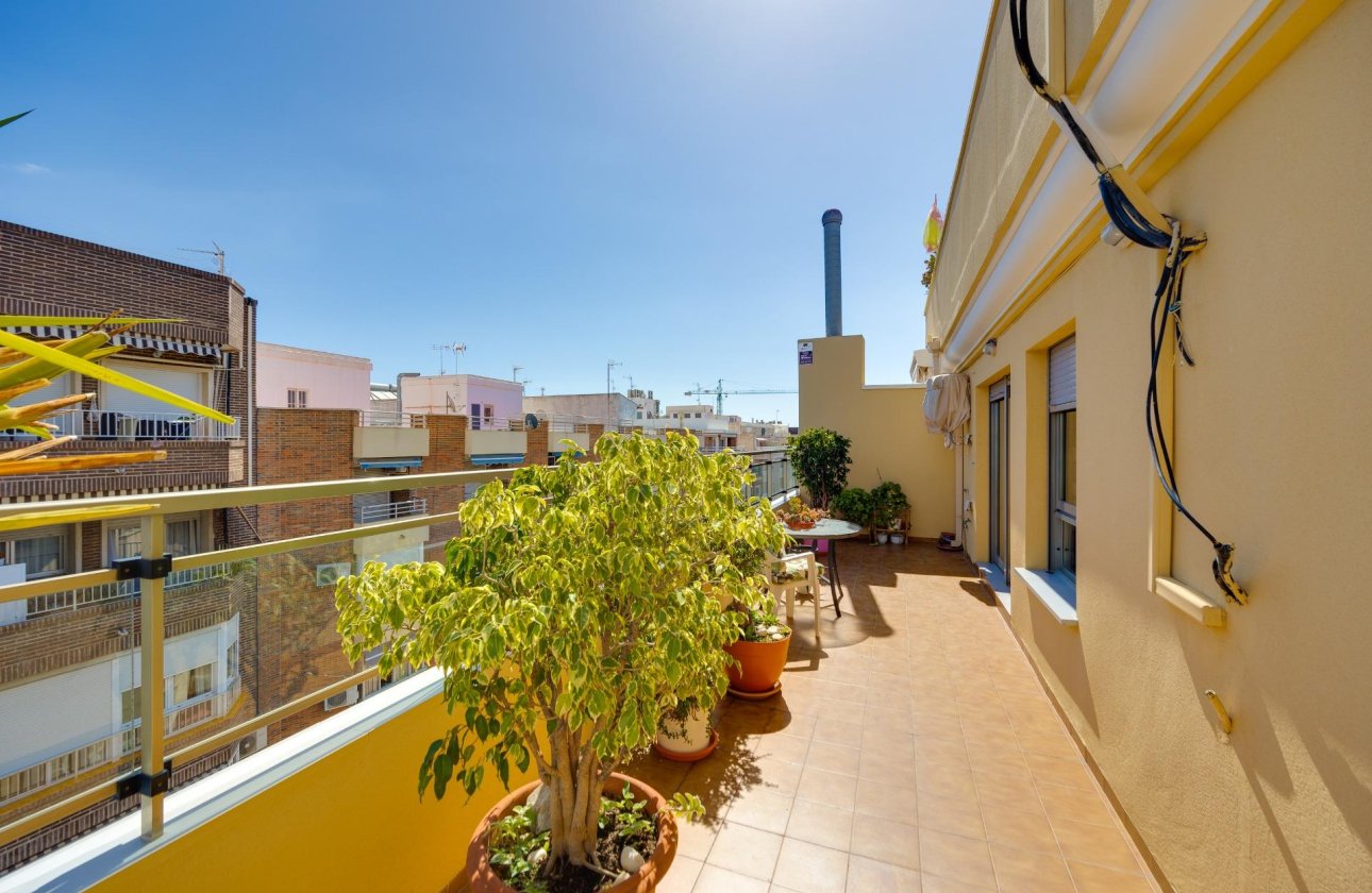 Herverkoop - Penthouse -
Torrevieja - Centro