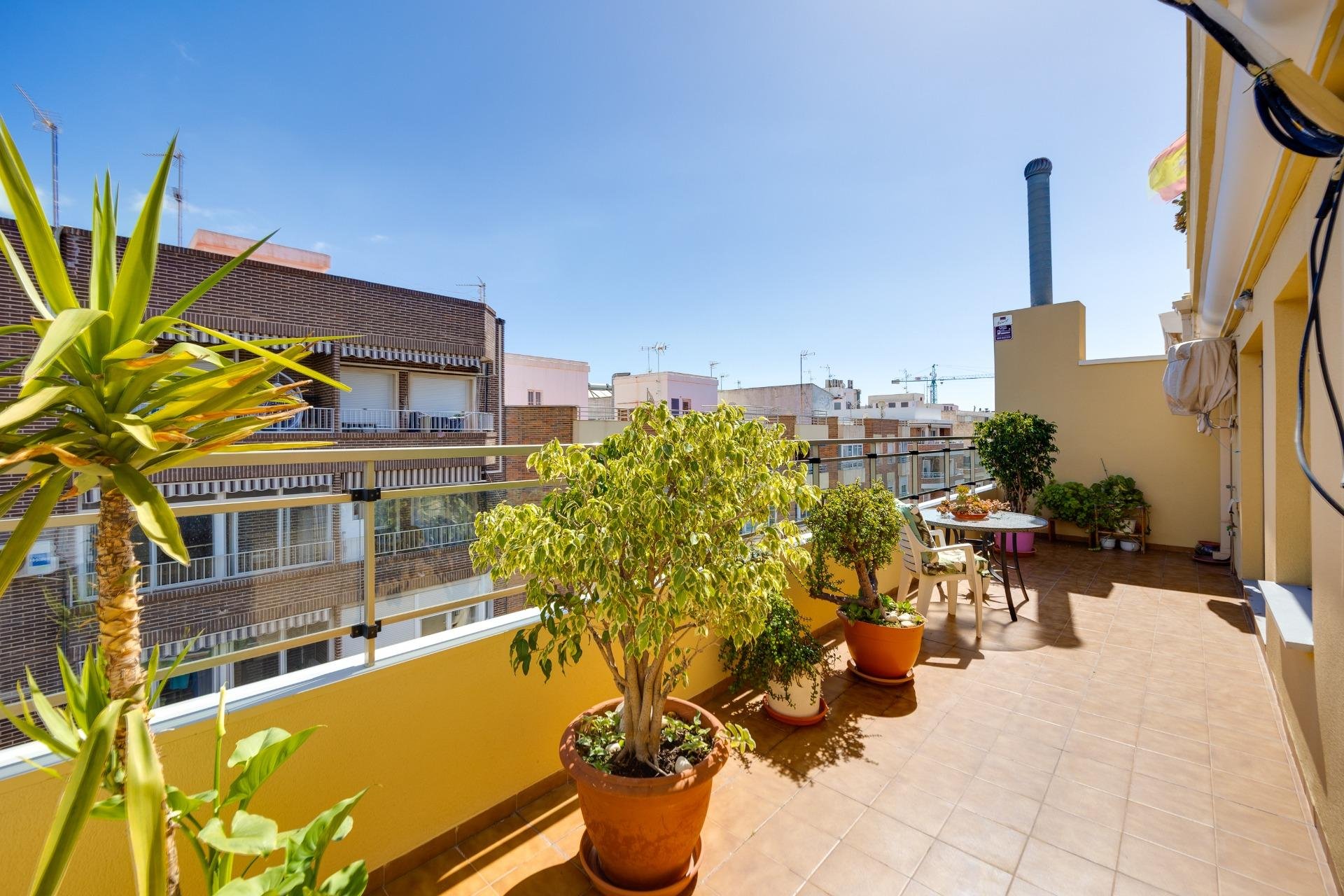 Herverkoop - Penthouse -
Torrevieja - Centro