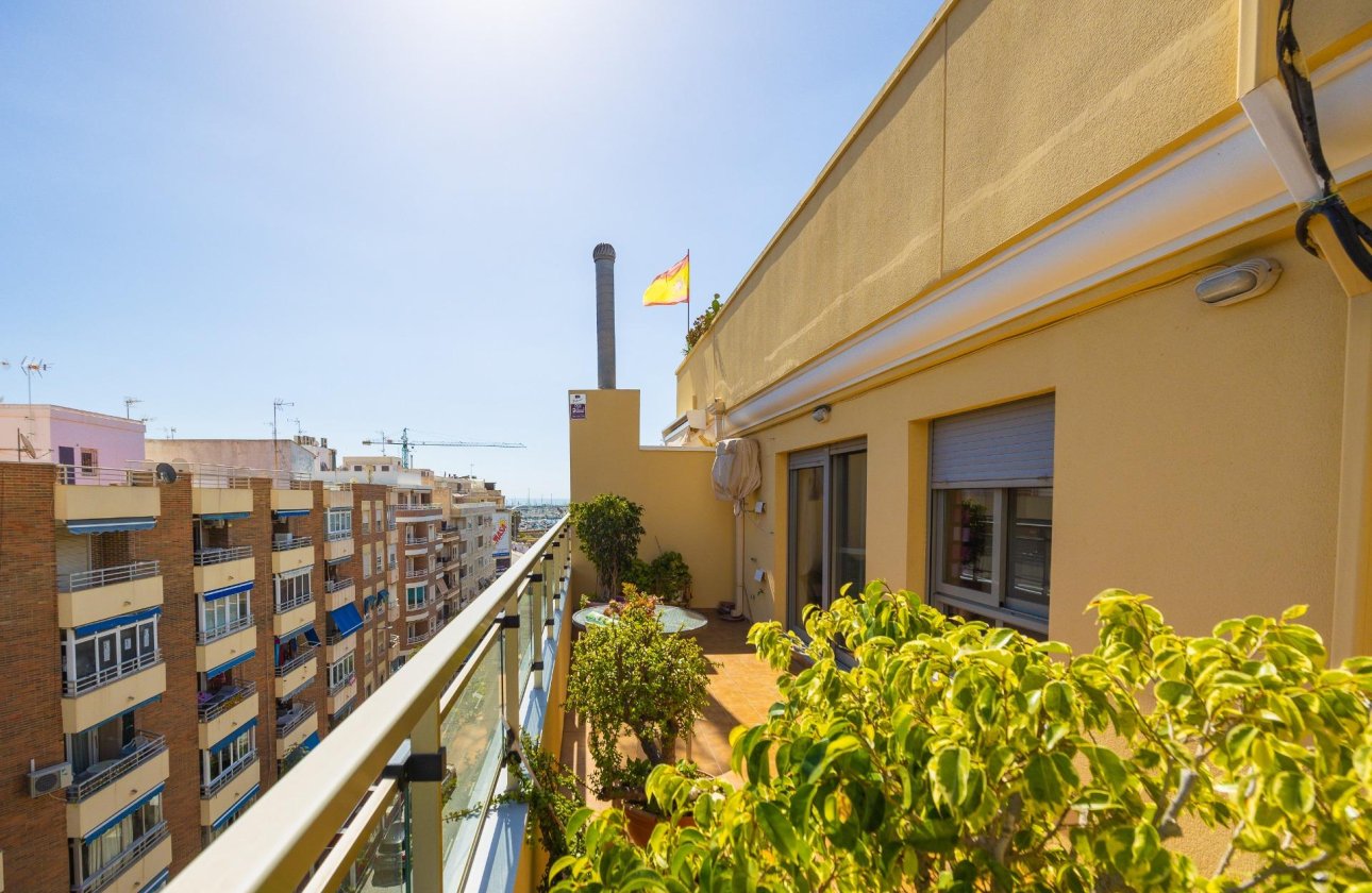 Herverkoop - Penthouse -
Torrevieja - Centro