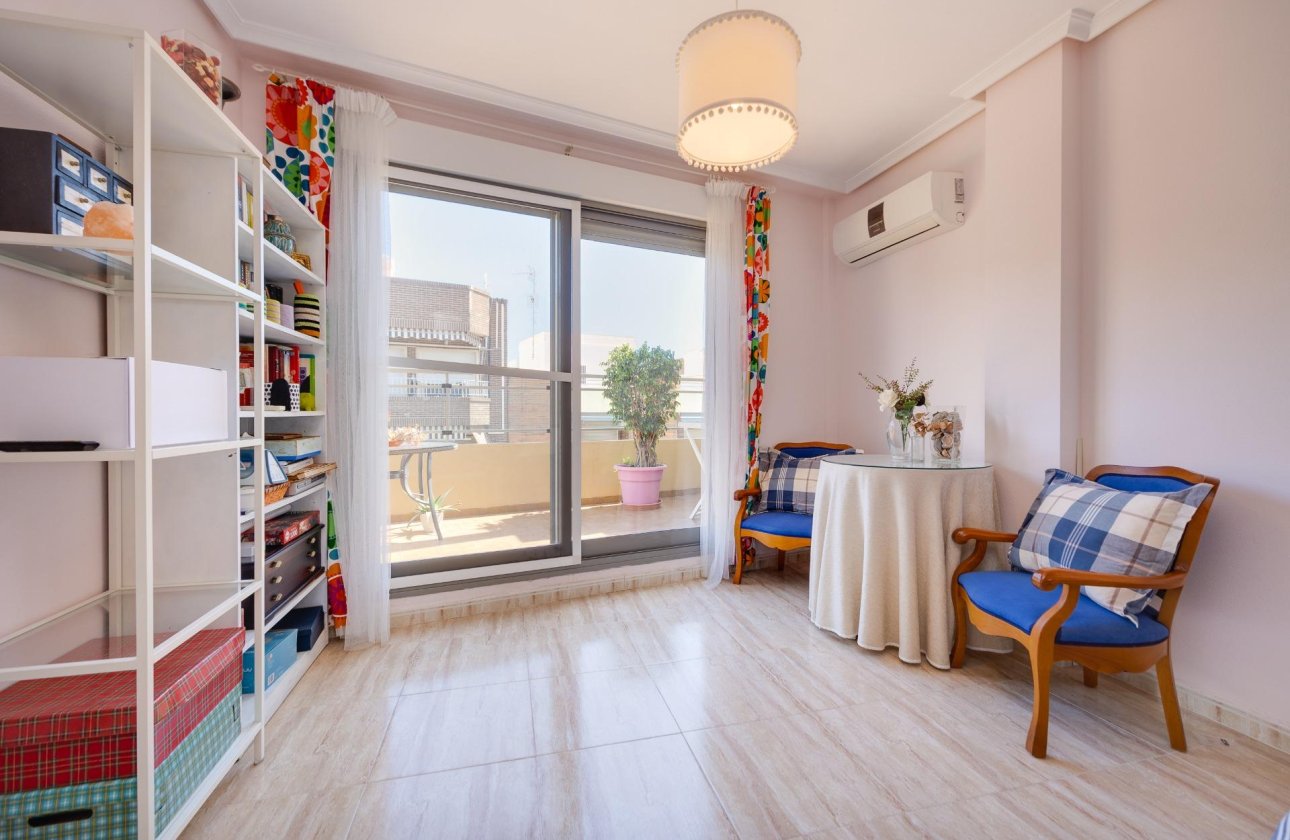 Herverkoop - Penthouse -
Torrevieja - Centro