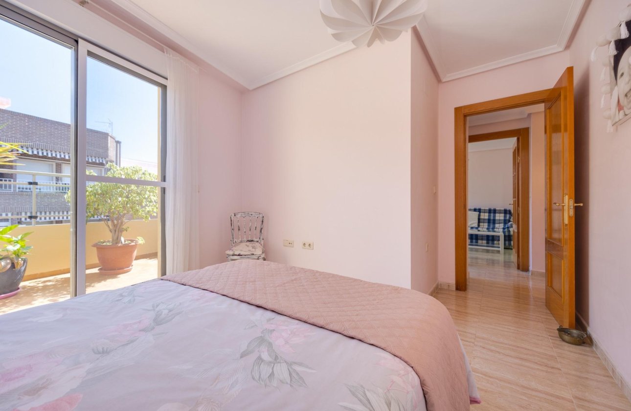 Herverkoop - Penthouse -
Torrevieja - Centro
