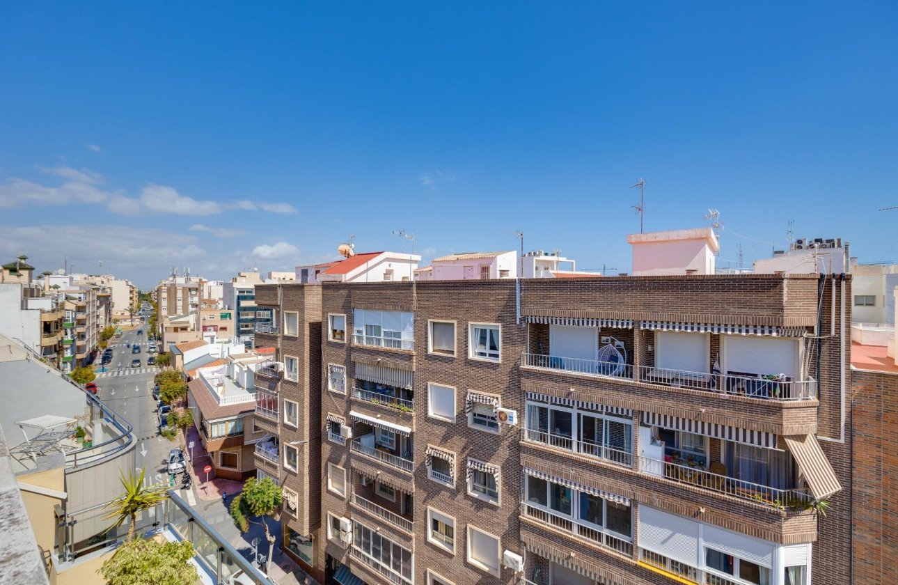 Herverkoop - Penthouse -
Torrevieja - Centro