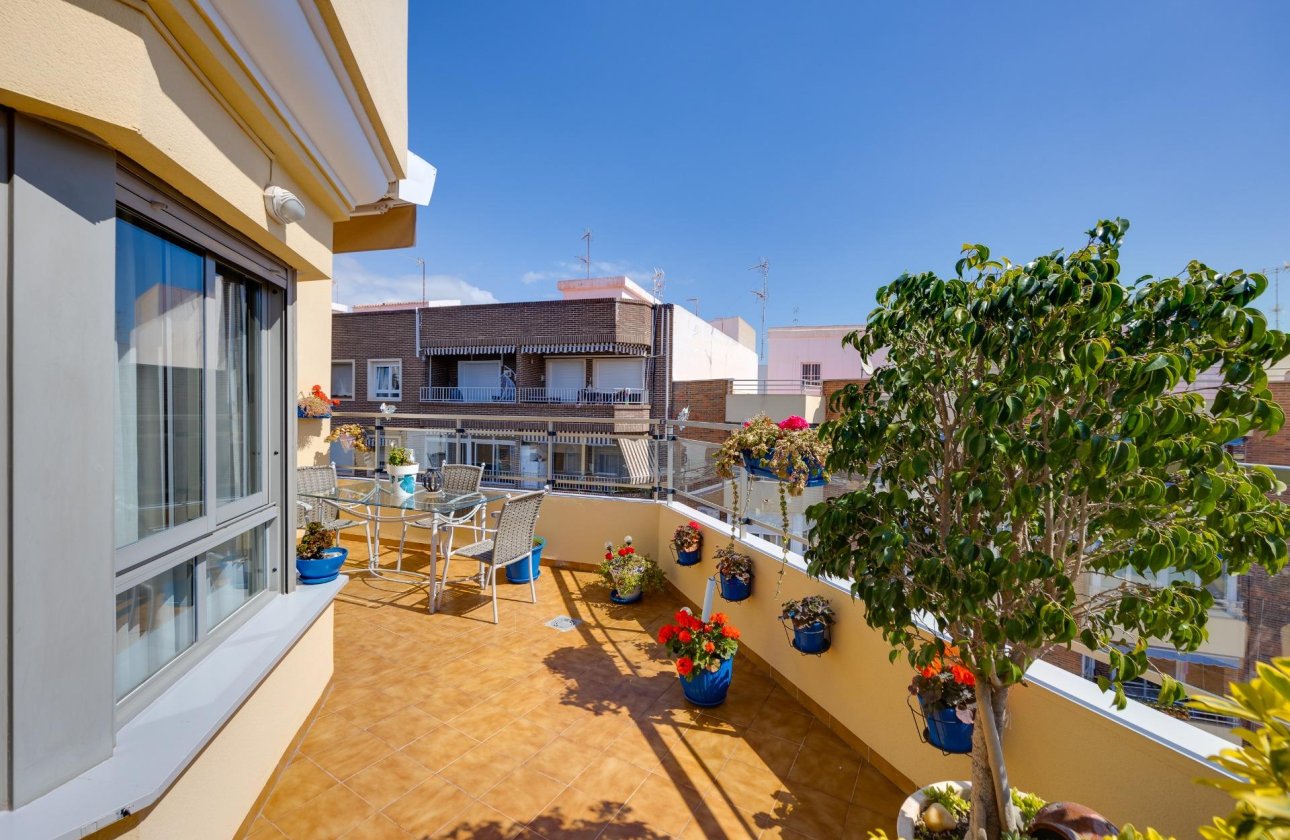 Herverkoop - Penthouse -
Torrevieja - Centro