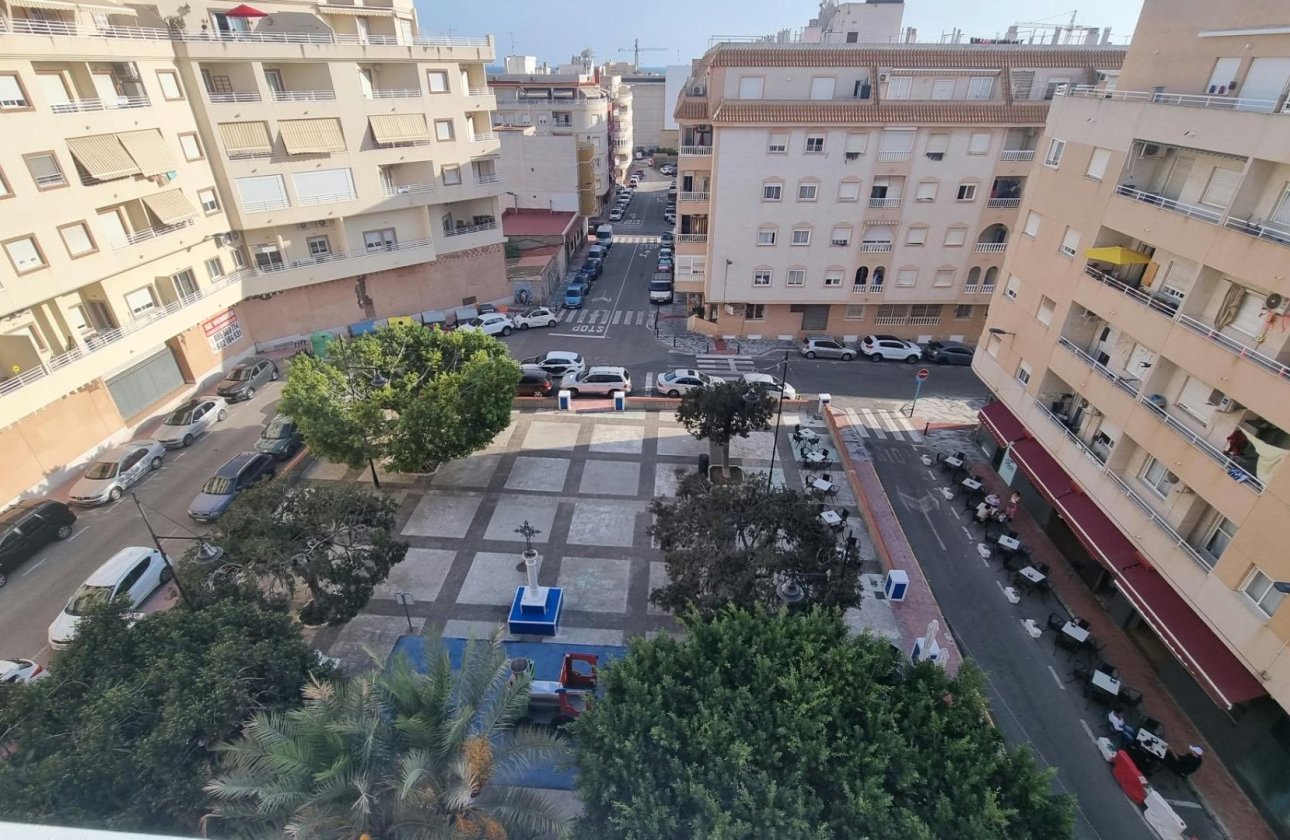 Herverkoop - Penthouse -
Torrevieja - Centro
