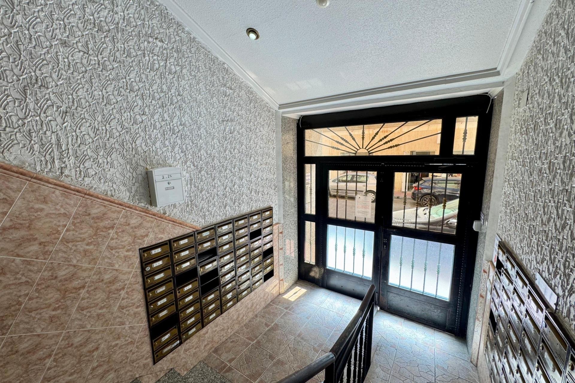 Herverkoop - Penthouse -
Torrevieja - Costa Blanca