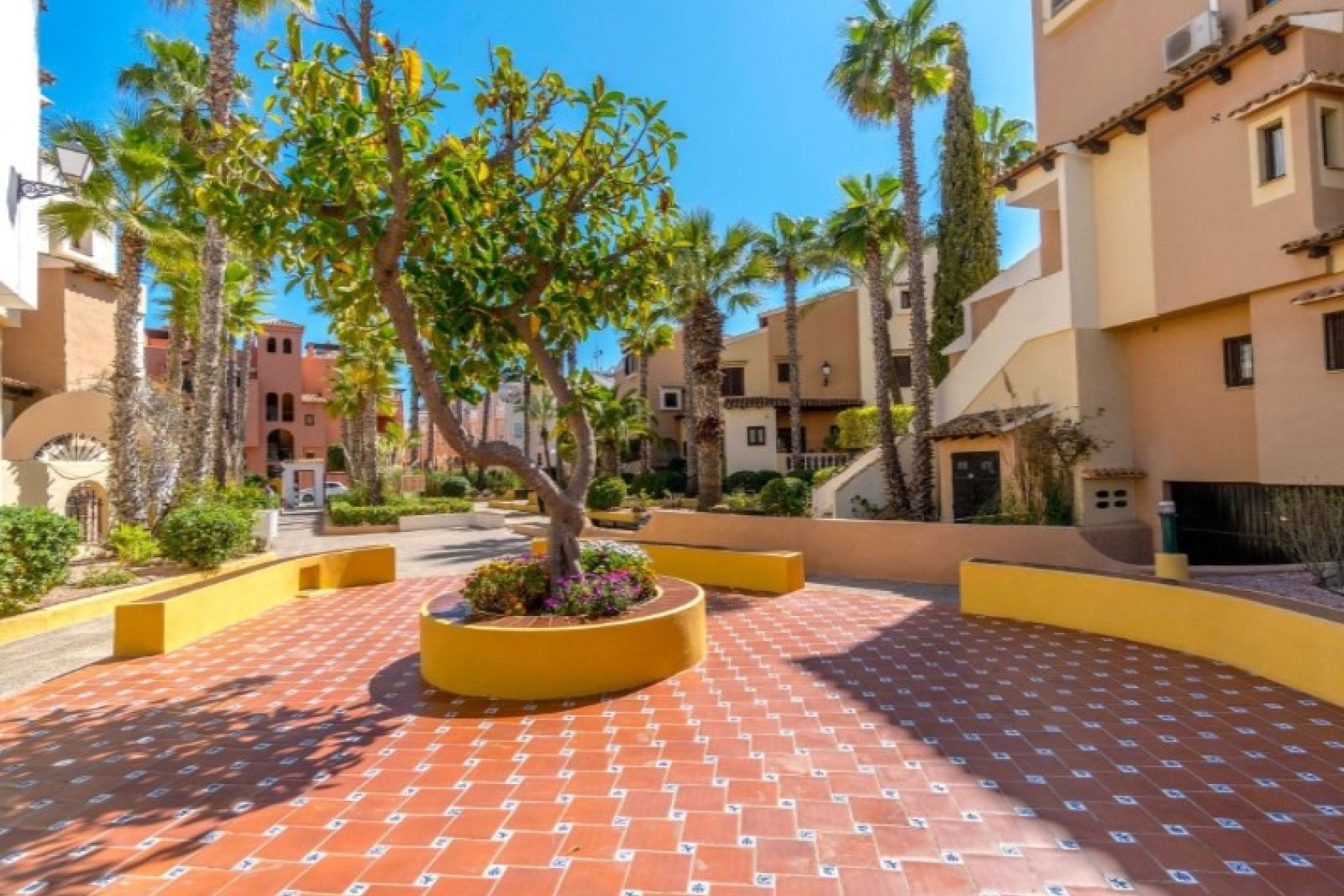 Herverkoop - Penthouse -
Torrevieja - Costa Blanca