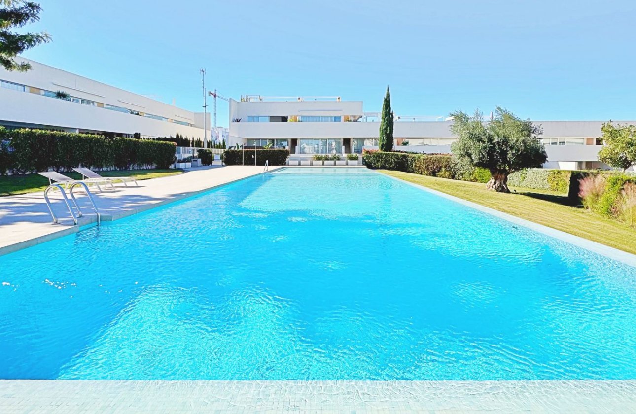 Herverkoop - Penthouse -
Torrevieja - Costa Blanca