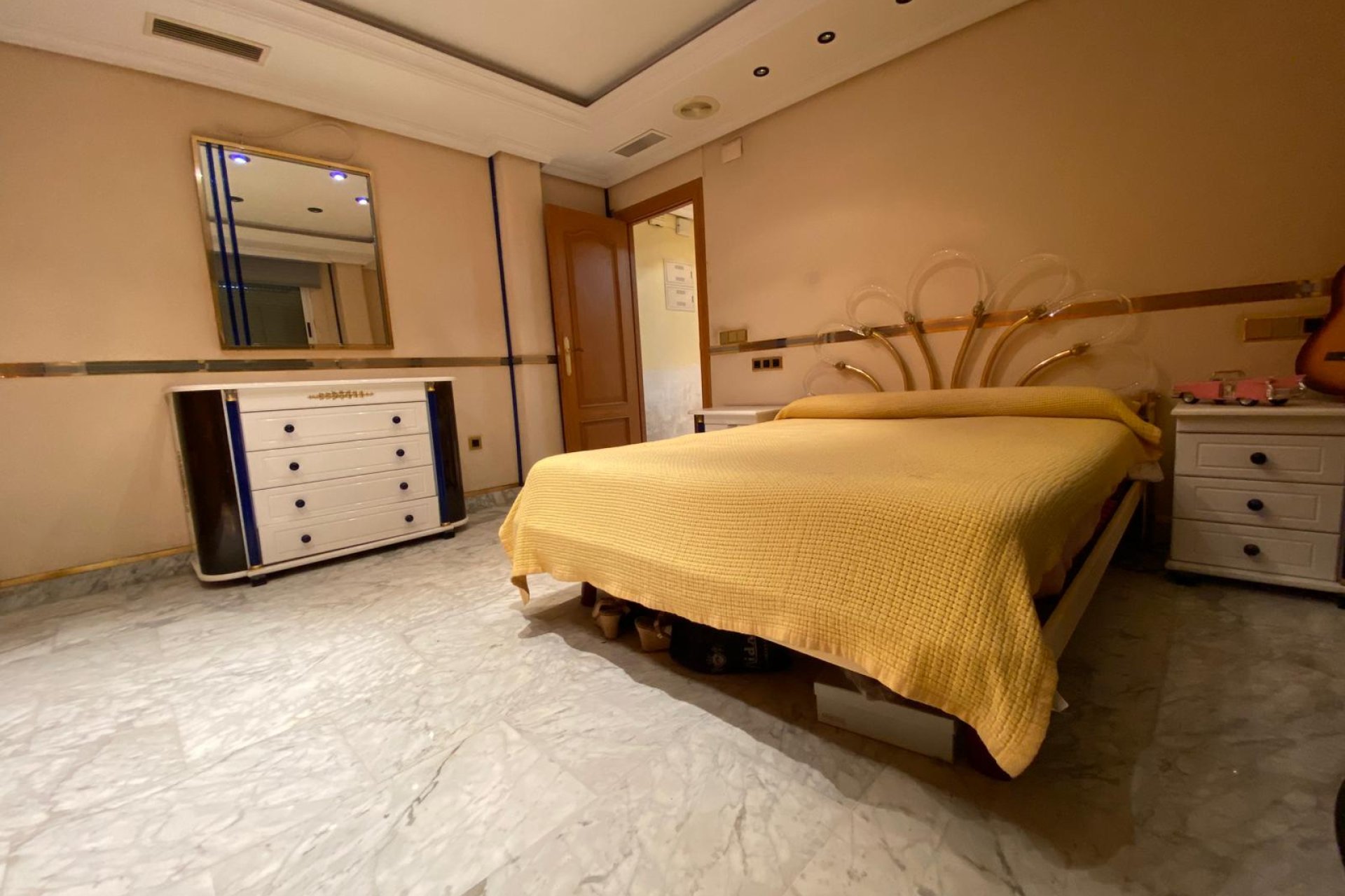 Herverkoop - Penthouse -
Torrevieja - Costa Blanca