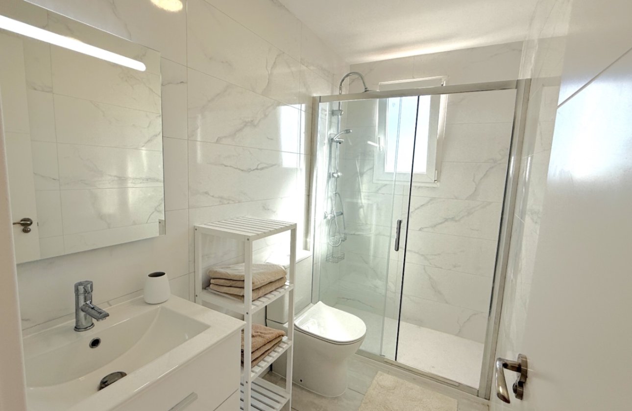 Herverkoop - Penthouse -
Torrevieja - Costa Blanca