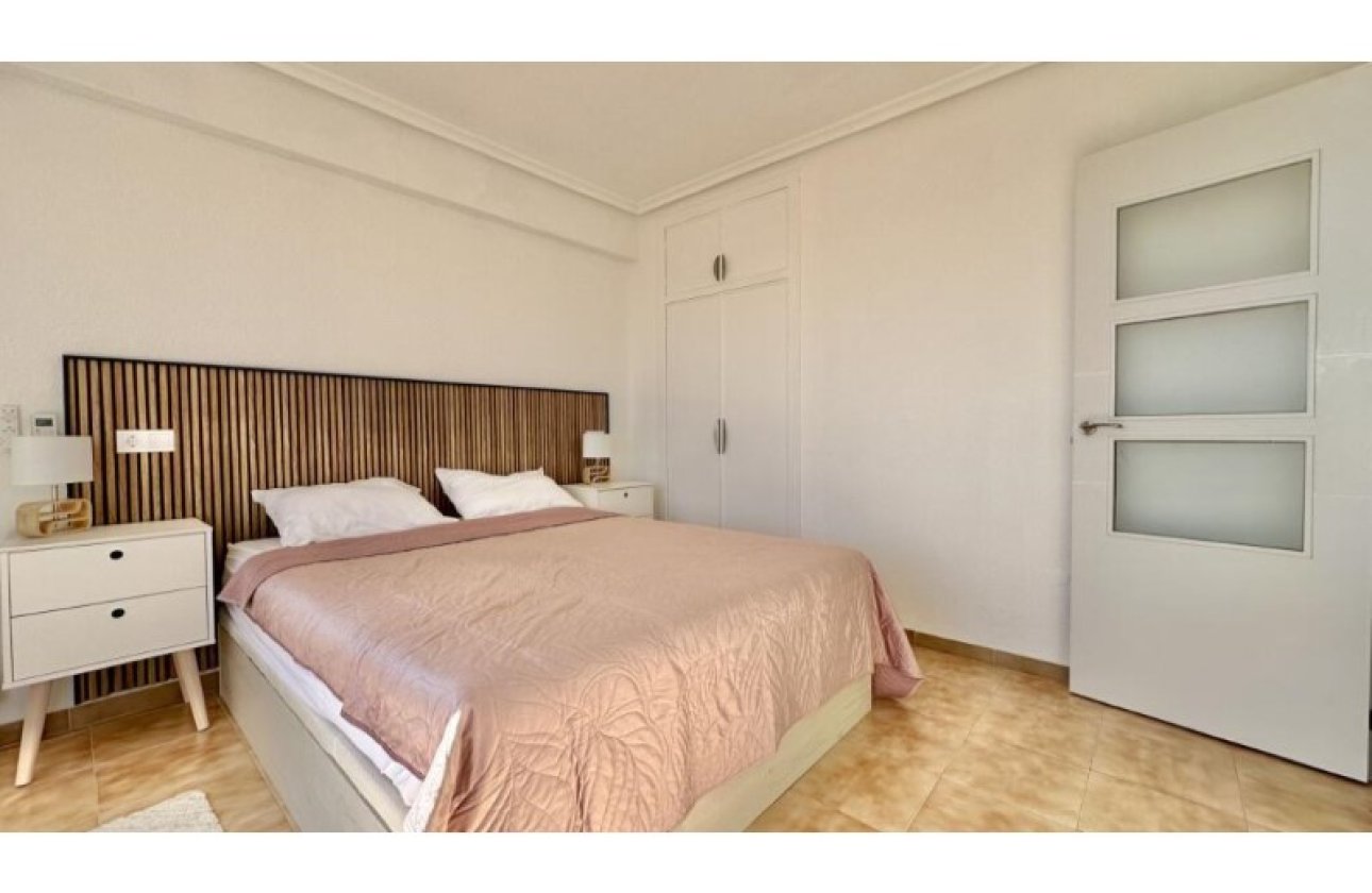 Herverkoop - Penthouse -
Torrevieja - Costa Blanca