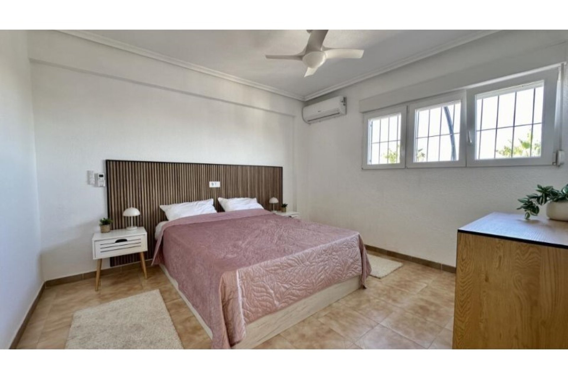 Herverkoop - Penthouse -
Torrevieja - Costa Blanca