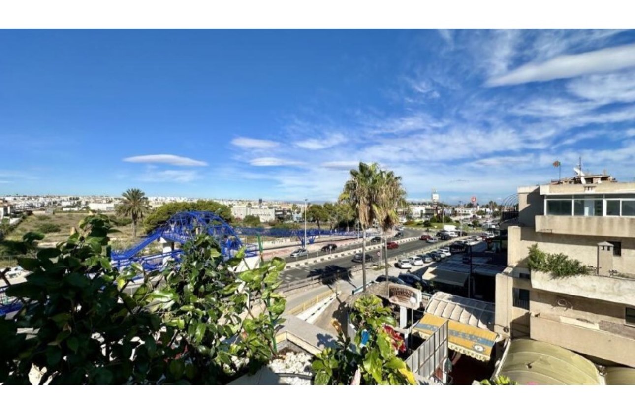 Herverkoop - Penthouse -
Torrevieja - Costa Blanca