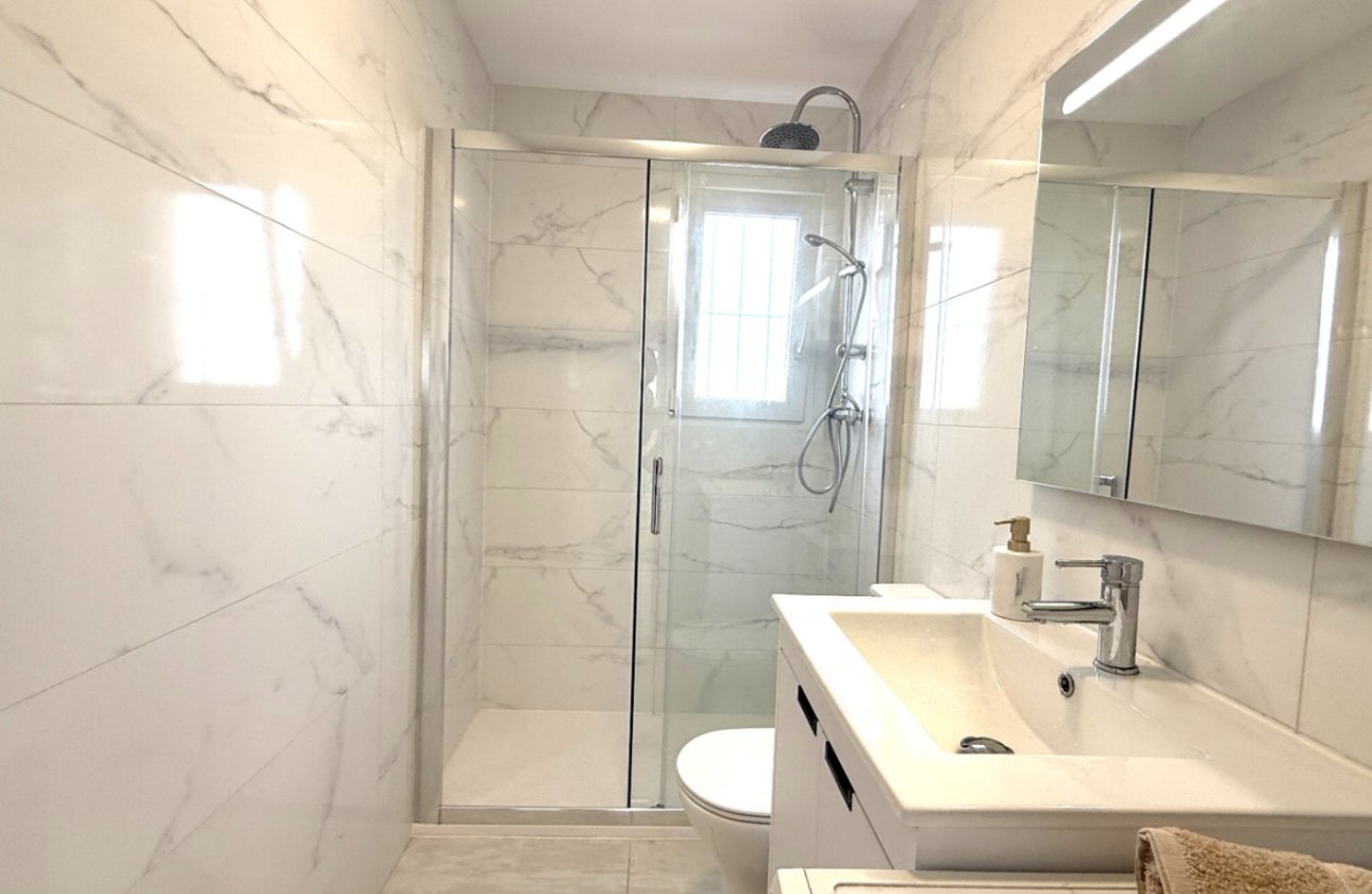 Herverkoop - Penthouse -
Torrevieja - Costa Blanca