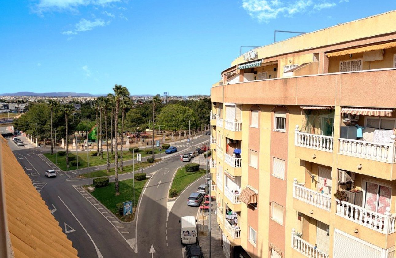 Herverkoop - Penthouse -
Torrevieja - Costa Blanca
