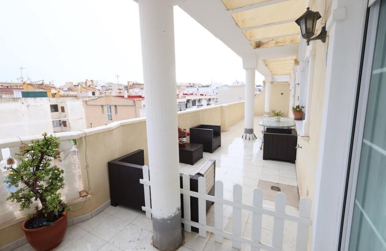 Herverkoop - Penthouse -
Torrevieja - Costa Blanca