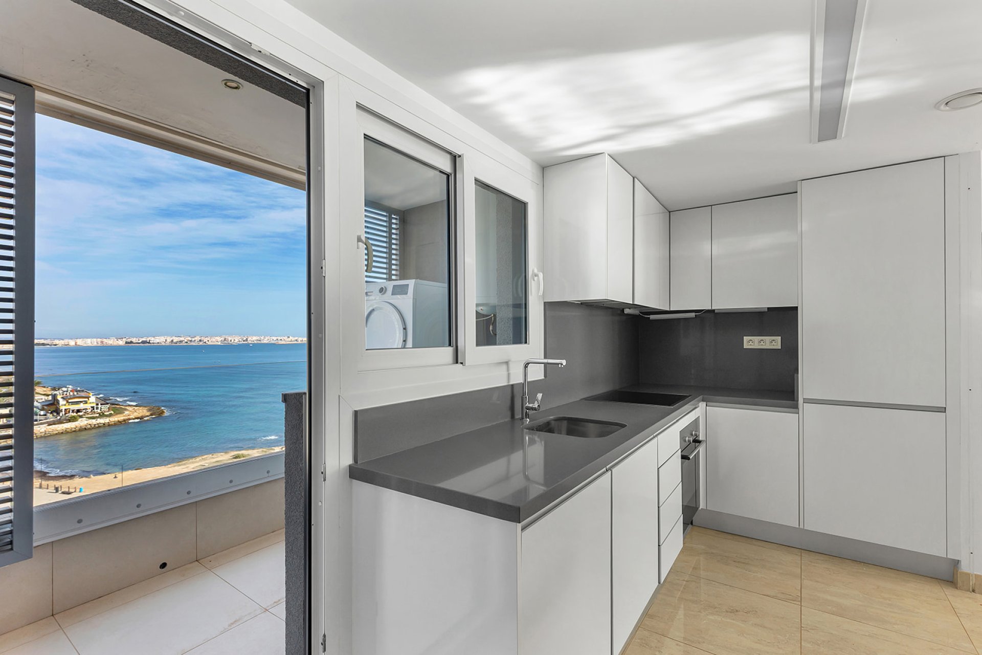 Herverkoop - Penthouse -
Torrevieja - Costa Blanca