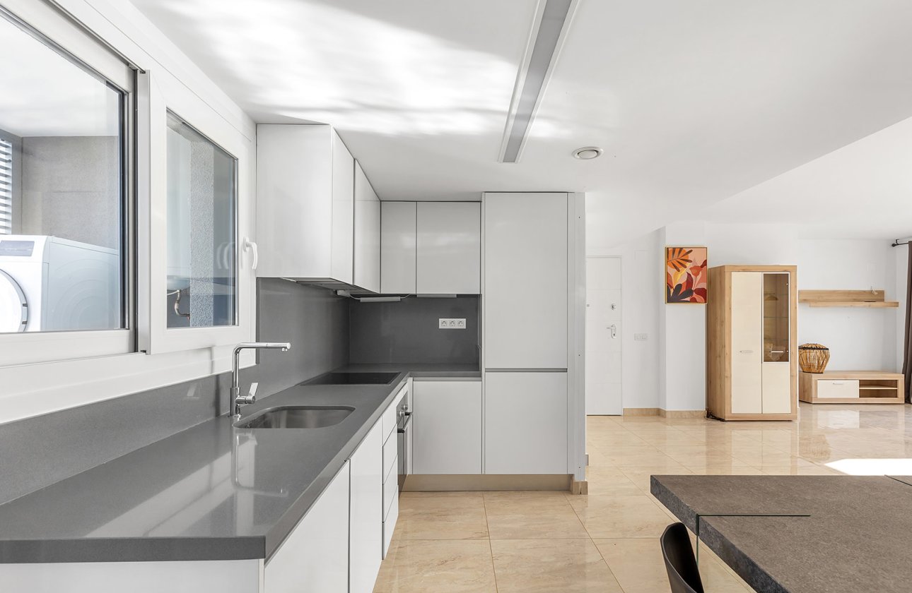Herverkoop - Penthouse -
Torrevieja - Costa Blanca