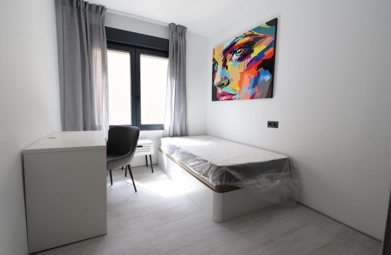 Herverkoop - Penthouse -
Torrevieja - Costa Blanca