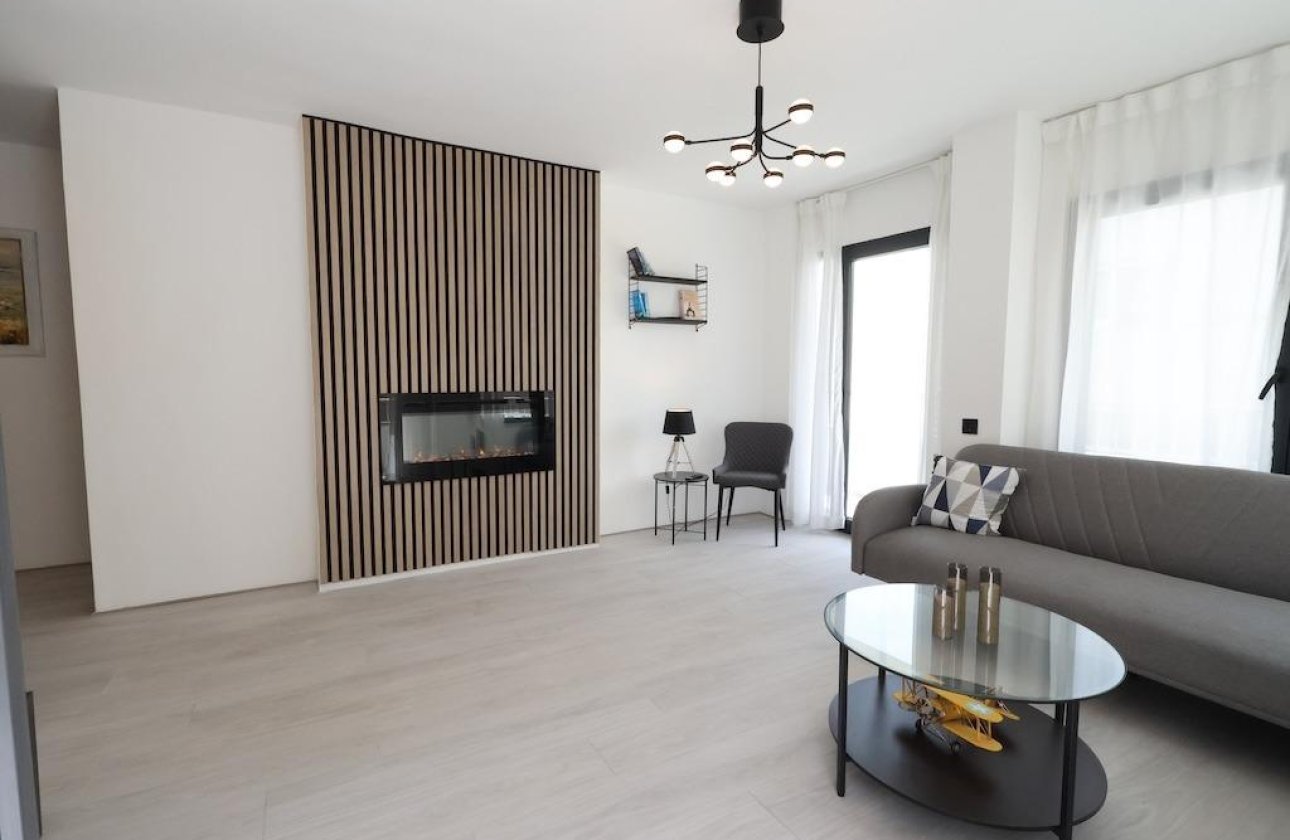 Herverkoop - Penthouse -
Torrevieja - Costa Blanca