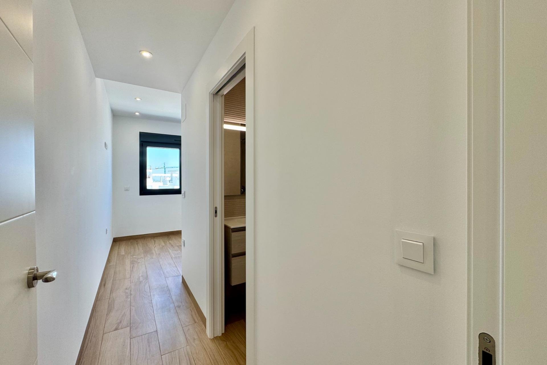 Herverkoop - Penthouse -
Torrevieja - Costa Blanca